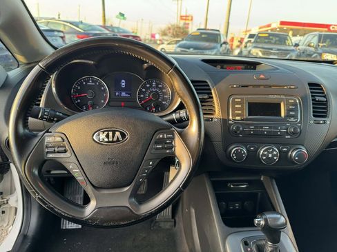 Used 2015 Kia Forte EX image 15