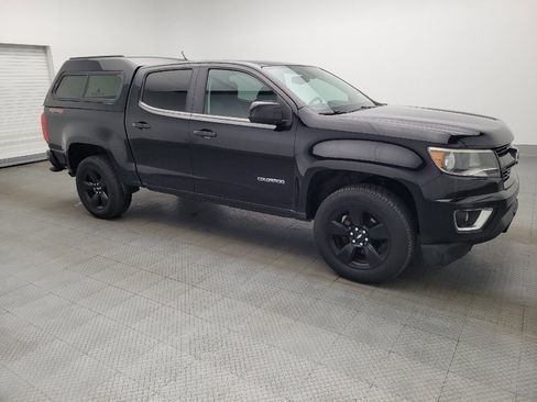 Used 2016 Chevrolet Colorado LT w/ Midnight Edition image 11