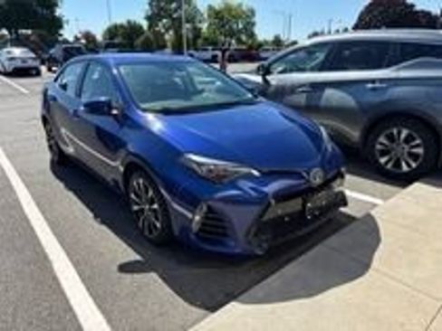 Certified 2017 Toyota Corolla SE FWD image 2