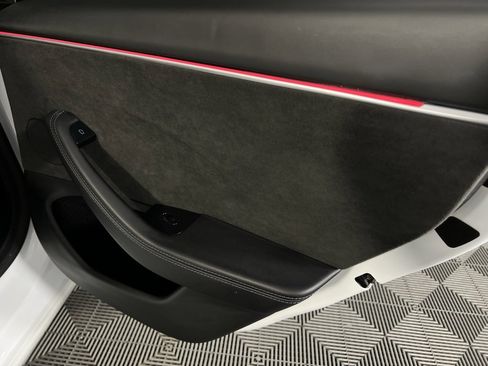 Used 2024 Tesla Model 3 Long Range image 32