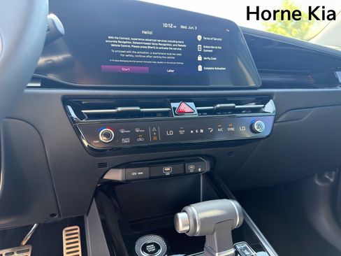 New 2026 Kia Niro SX Touring FWD image 16