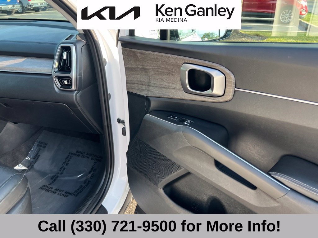 Certified 2023 Kia Sorento S w/ Panoramic Sunroof Package AWD/4WD image 58