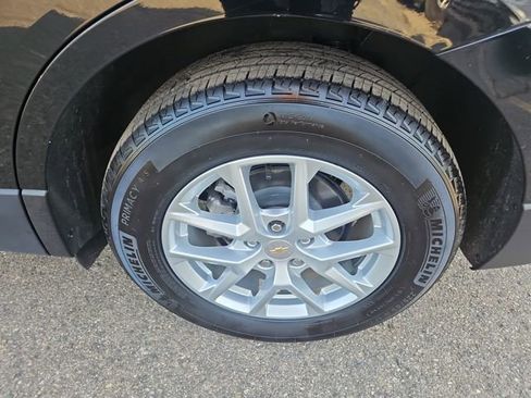Used 2024 Chevrolet Equinox LT image 20