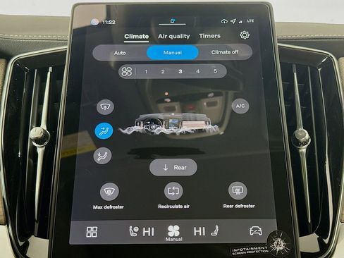 New 2026 Volvo XC90 B6 Plus w/ Protection Package Premier image 16