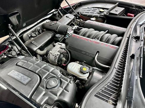 Used 2004 Chevrolet Corvette Convertible w/ Preferred Equipment Group image 27