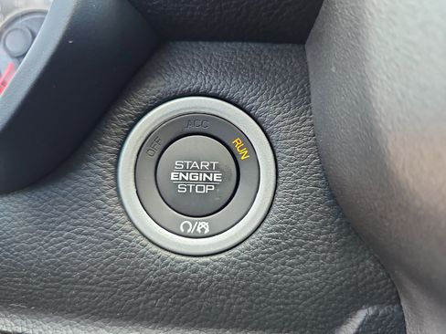 Used 2022 RAM 1500 Big Horn RWD image 30