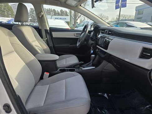 Used 2015 Toyota Corolla LE image 10