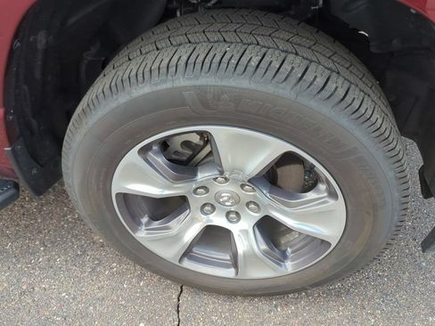 Used 2023 RAM 1500 Laramie AWD/4WD image 12