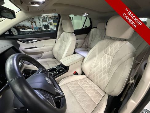 Used 2023 Buick Envision Avenir image 15