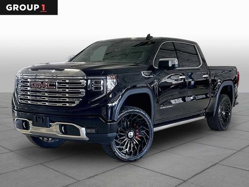 Used 2022 GMC Sierra 1500 Denali w/ Denali Reserve Package AWD/4WD image 1