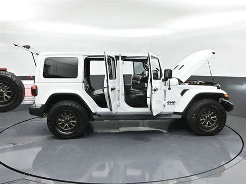 Used 2021 Jeep Wrangler Unlimited Sahara AWD/4WD image 44