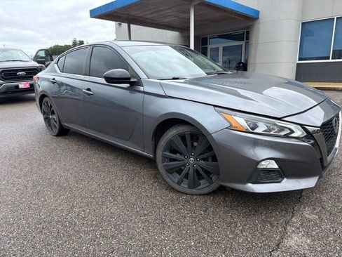 Used 2020 Nissan Altima 2.5 SR FWD image 7