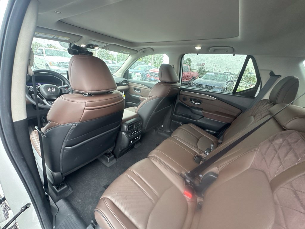 Used 2026 Honda Pilot Elite image 5