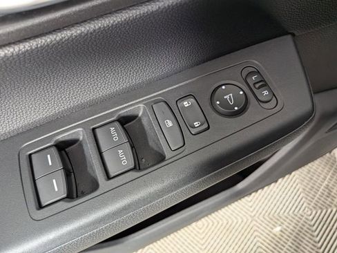 Used 2023 Honda CR-V EX image 14