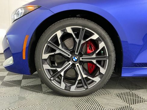 New 2026 BMW 330i Sedan w/ M Sport Package RWD image 32