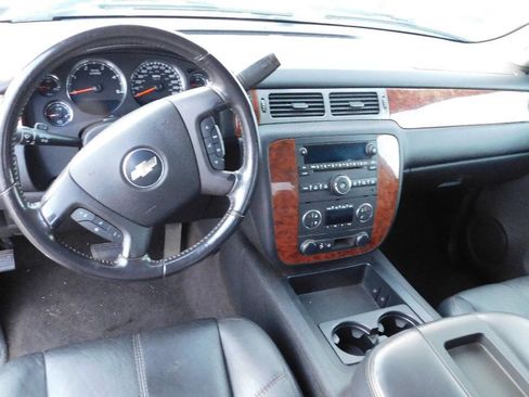 Used 2008 Chevrolet Silverado 3500 LTZ image 33
