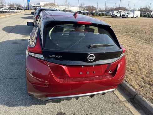 Used 2024 Nissan Leaf SV Plus image 9