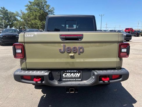 Used 2026 Jeep Gladiator Rubicon AWD/4WD image 5