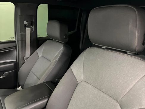 Used 2025 Chevrolet Colorado Trail Boss AWD/4WD image 17