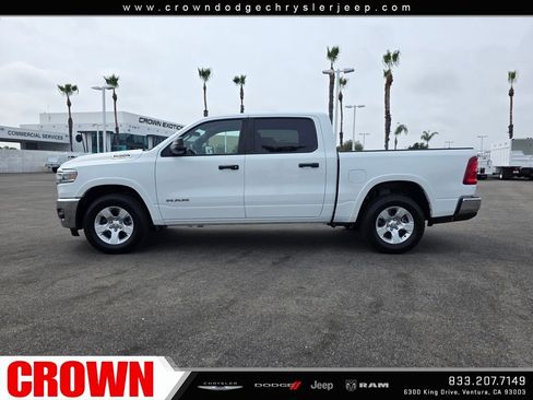Used 2025 RAM 1500 Big Horn AWD/4WD image 4