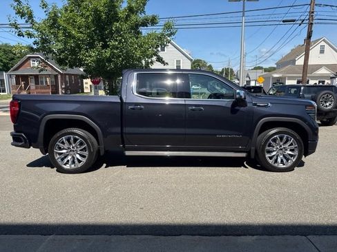 Used 2025 GMC Sierra 1500 Denali w/ Denali Reserve Package AWD/4WD image 5