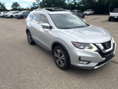 Used 2017 Nissan Rogue SL w/ SL Premium Package AWD/4WD image 17