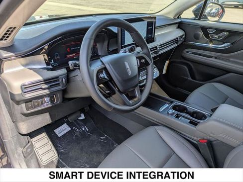 New 2025 Lincoln Corsair AWD w/ Equipment Group 101A image 7