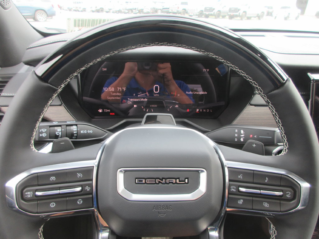 New 2027 GMC Acadia Denali FWD image 17