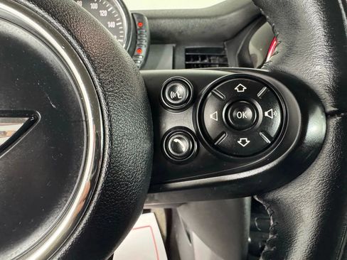 Used 2016 MINI Cooper 2-Door Hardtop image 15