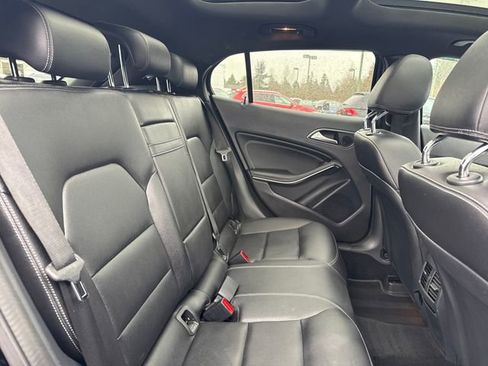 Used 2017 Mercedes-Benz GLA 250 GLA 250 image 10