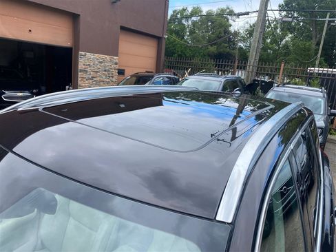 Used 2016 Volvo XC90 T6 Inscription w/ Vision Package image 12