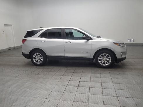Used 2021 Chevrolet Equinox LS FWD image 11