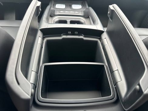 New 2027 Kia Telluride LX w/ Towing Package FWD image 31