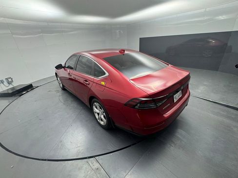 Used 2023 Honda Accord LX image 3