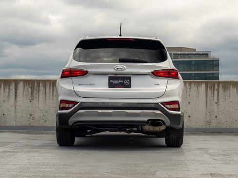 Used 2019 Hyundai Santa Fe SE AWD/4WD image 5