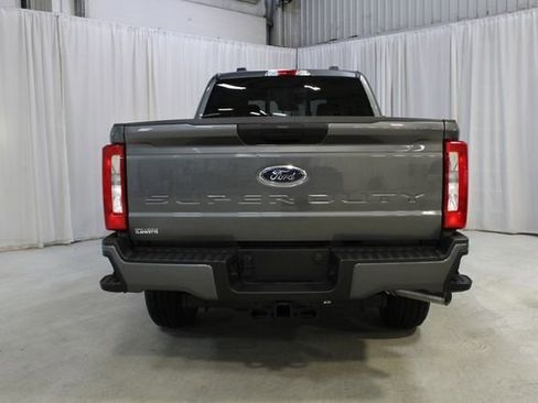 New 2026 Ford F250 4x4 Crew Cab Super Duty image 24