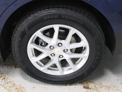 Used 2022 Chevrolet Equinox LT FWD image 18