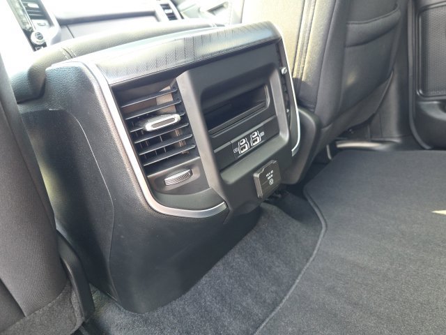Used 2025 RAM 1500 Big Horn AWD/4WD image 31