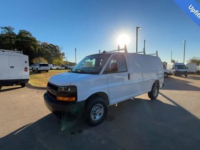 New 2025 Chevrolet Express 2500 Work Van w/ Driver Convenience Package