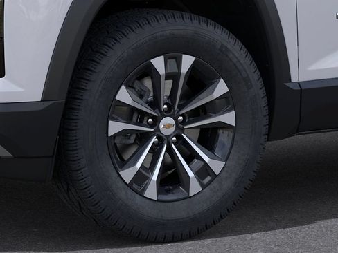 New 2027 Chevrolet Equinox LT FWD image 9