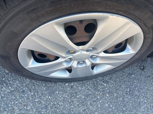 Used 2016 Kia Forte LX image 6