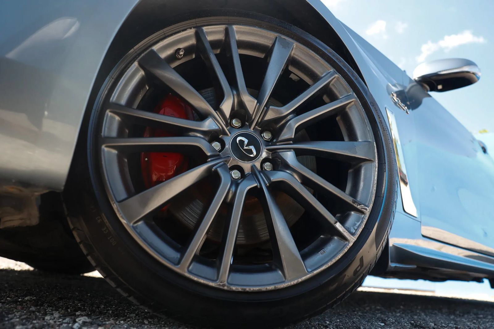 Used 2017 INFINITI Q60 Red Sport 400 AWD/4WD image 26