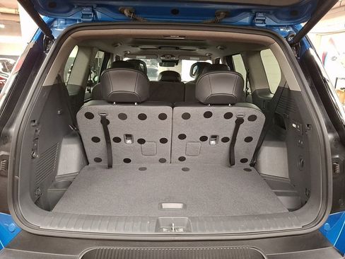 Used 2024 Kia EV9 Wind image 23