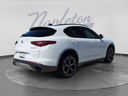 Used 2023 Alfa Romeo Stelvio Ti AWD/4WD image 8