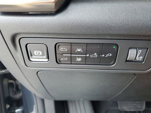 New 2025 GMC Hummer EV 3X w/ Battery Pack, 24 Module Pack image 21