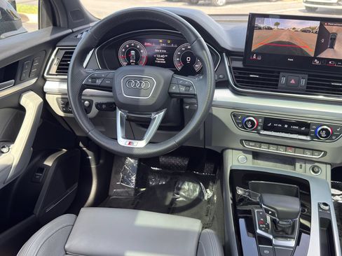 Used 2024 Audi Q5 2.0T Prestige AWD/4WD image 23