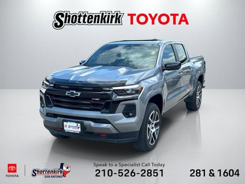 Used 2023 Chevrolet Colorado Z71 w/ Z71 Convenience Package 2 AWD/4WD image 1