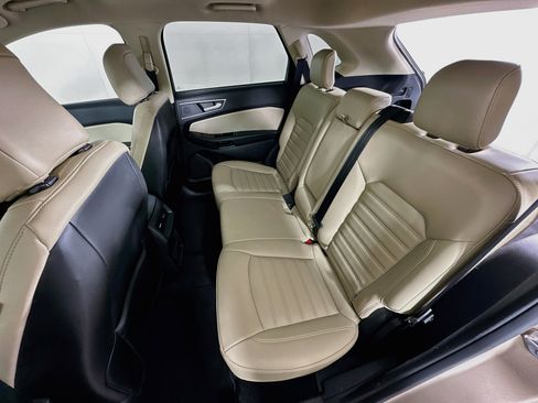 Used 2020 Ford Edge SEL w/ Convenience Package FWD image 27