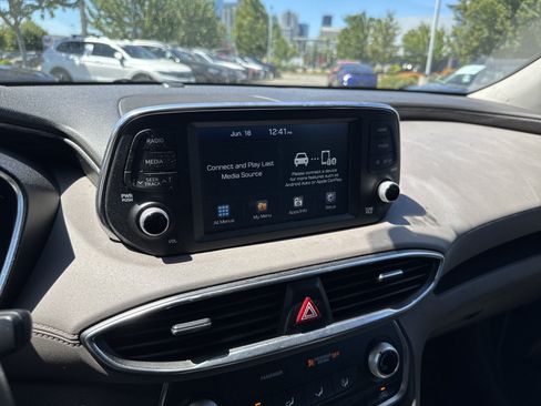 Used 2019 Hyundai Santa Fe SE AWD/4WD image 20