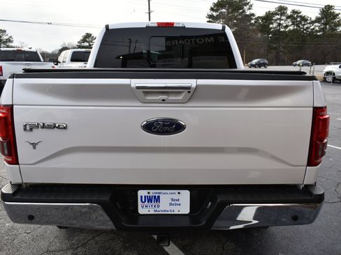 Used 2016 Ford F150 Lariat w/ Equipment Group 502A Luxury image 7